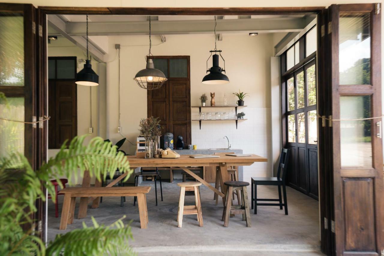 The Oldtale Hotel Chiang Mai Bagian luar foto