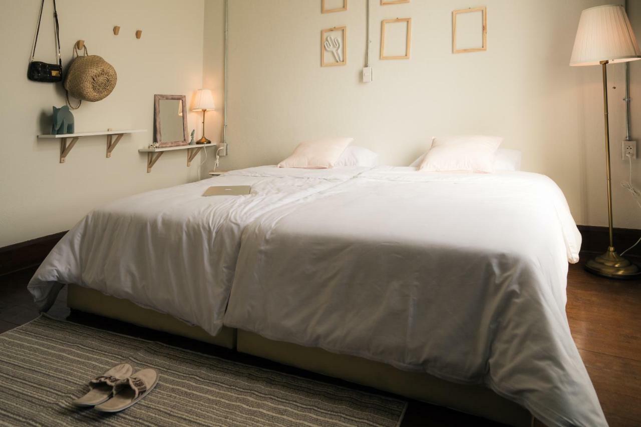 The Oldtale Hotel Chiang Mai Bagian luar foto