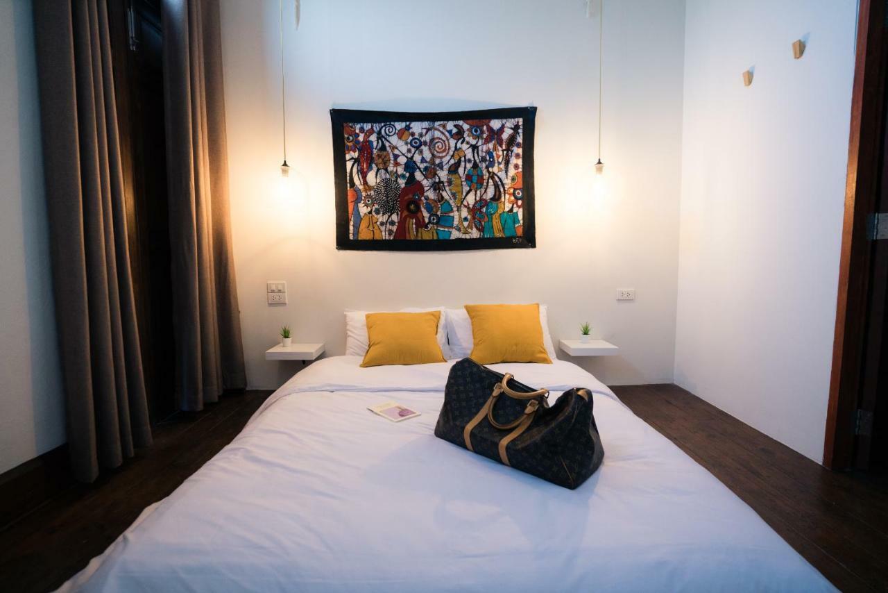 The Oldtale Hotel Chiang Mai Bagian luar foto