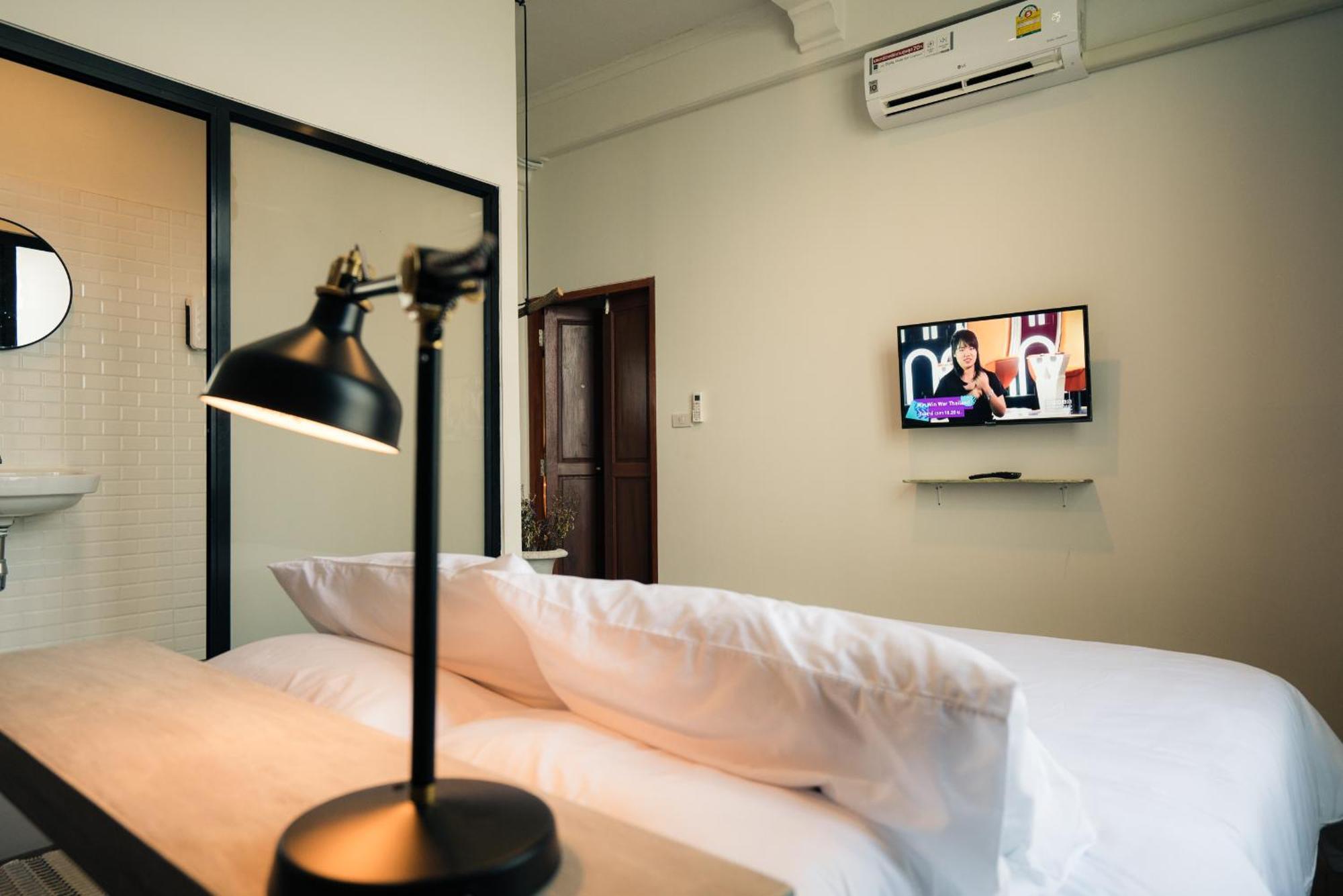 The Oldtale Hotel Chiang Mai Bagian luar foto