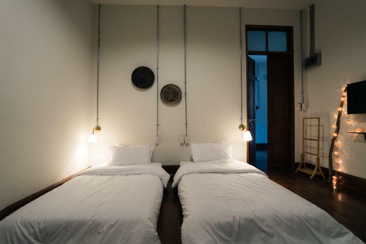 The Oldtale Hotel Chiang Mai Bagian luar foto