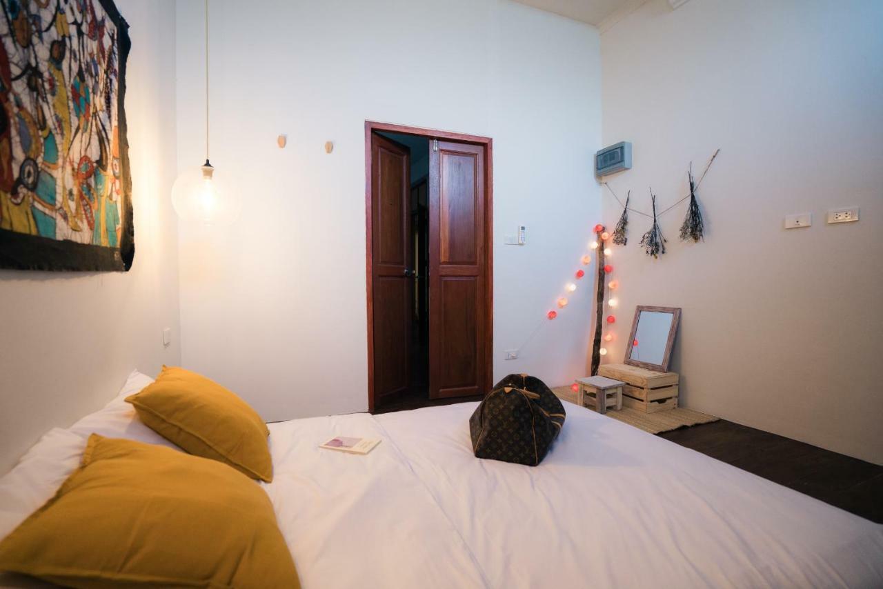 The Oldtale Hotel Chiang Mai Bagian luar foto
