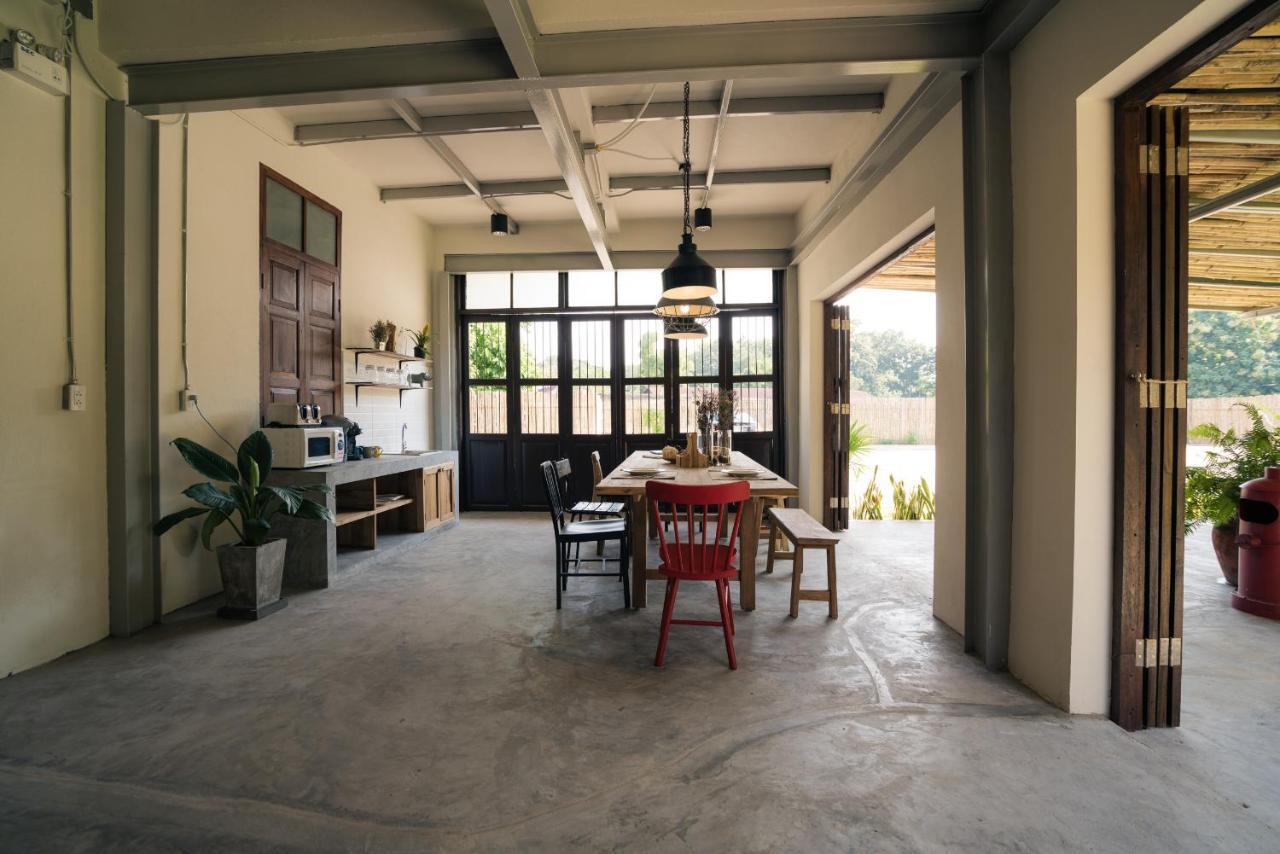 The Oldtale Hotel Chiang Mai Bagian luar foto