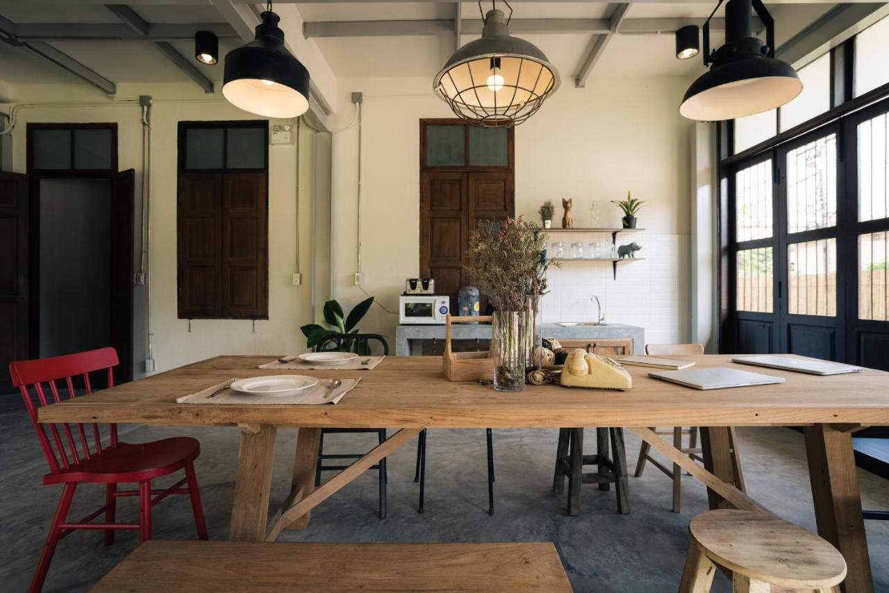 The Oldtale Hotel Chiang Mai Bagian luar foto